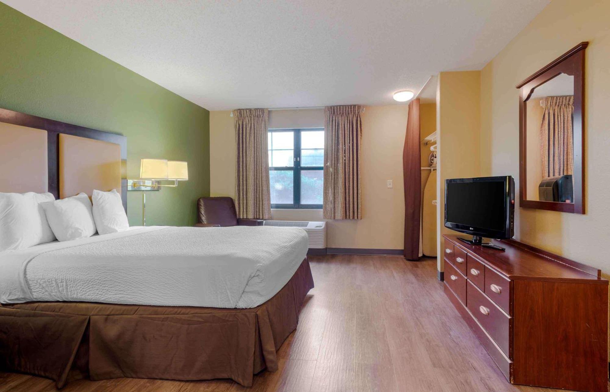 Extended Stay America Suites - Elizabeth - Newark Airport Exterior photo