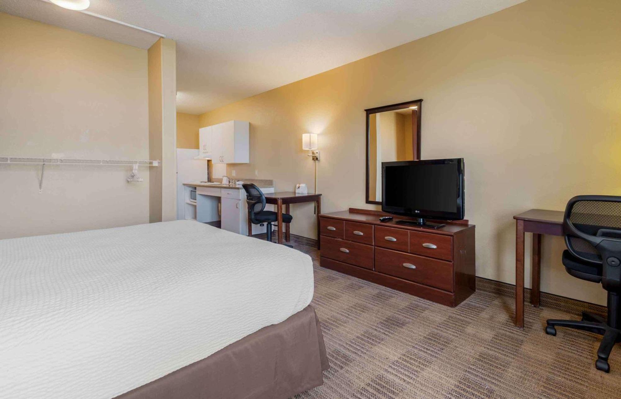 Extended Stay America Suites - Elizabeth - Newark Airport Exterior photo
