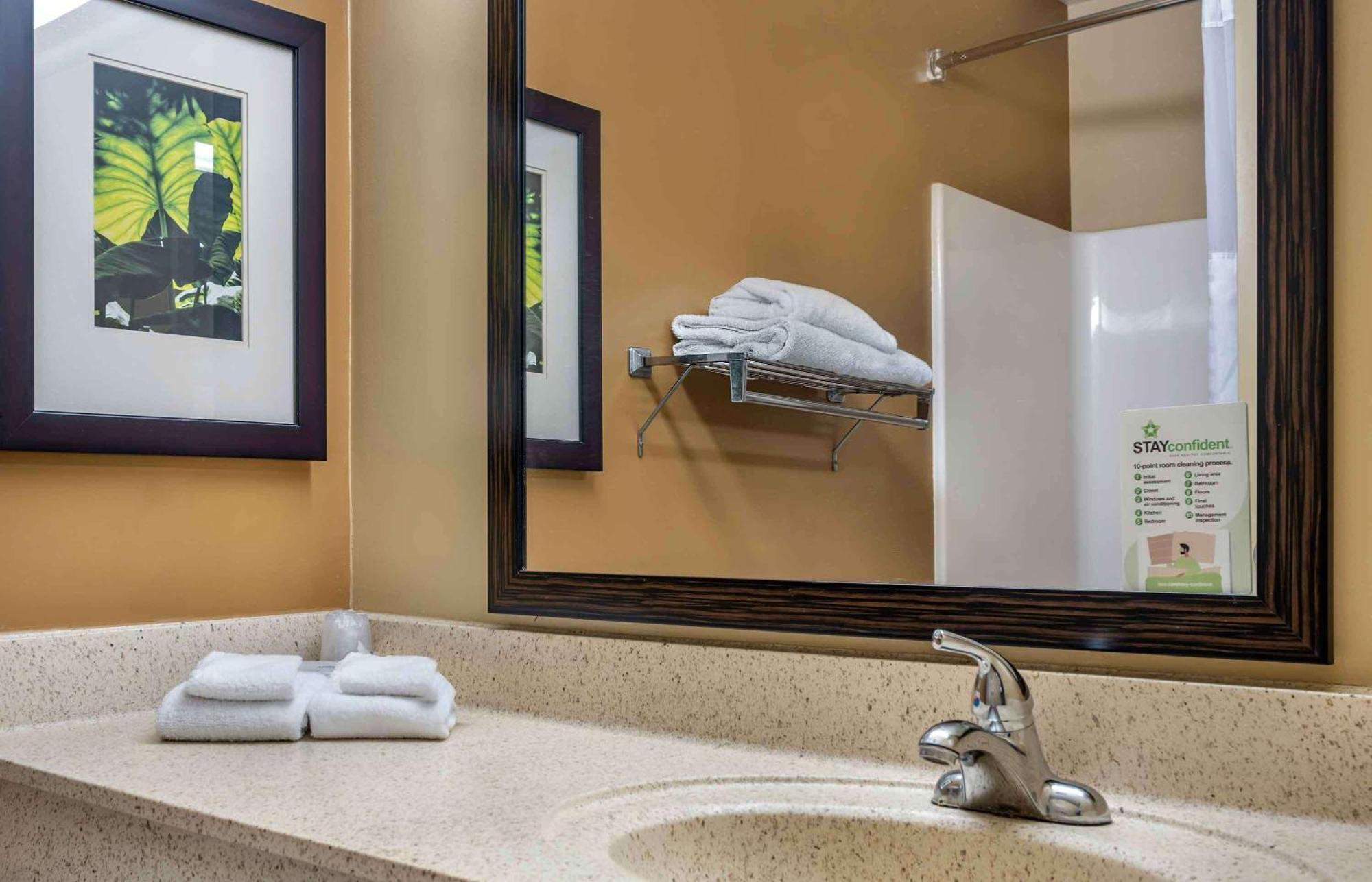 Extended Stay America Suites - Elizabeth - Newark Airport Exterior photo